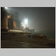30. deze foto toont de mysterieuze sfeer van de stad Varanasi.JPG